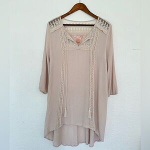 Women's Cream Lace Trim Tunic Blouse